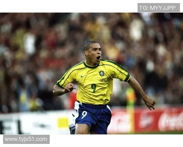 政治与足球明星的交集与影响力探讨