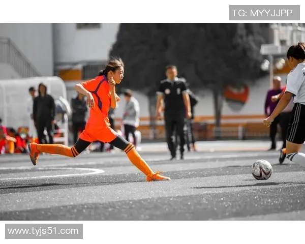 杭州足球队的拼搏之路：一段不屈不挠的奋斗纪实与荣耀回顾